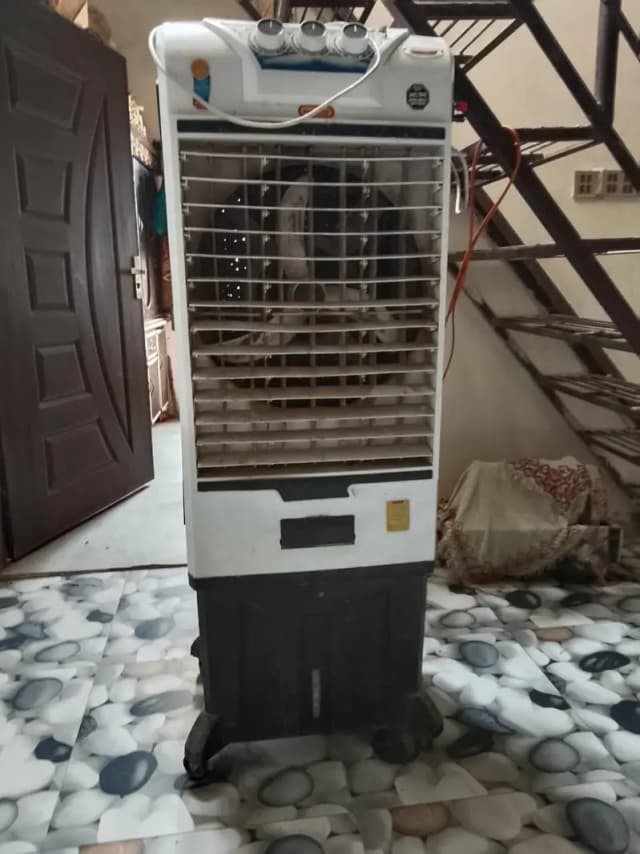 Ac & DC cooler for sale