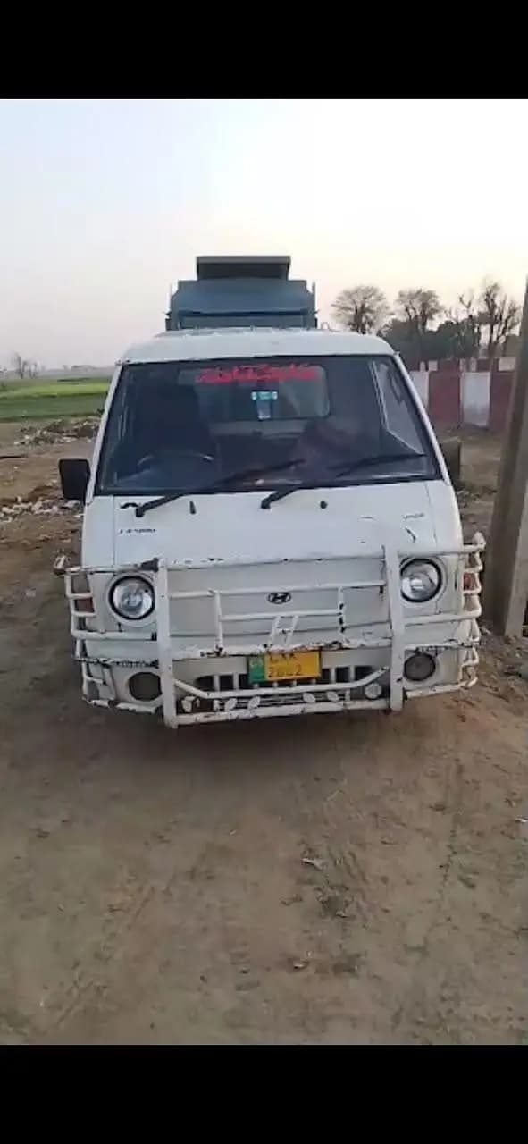 Hyundai Shehzore 2000 model
