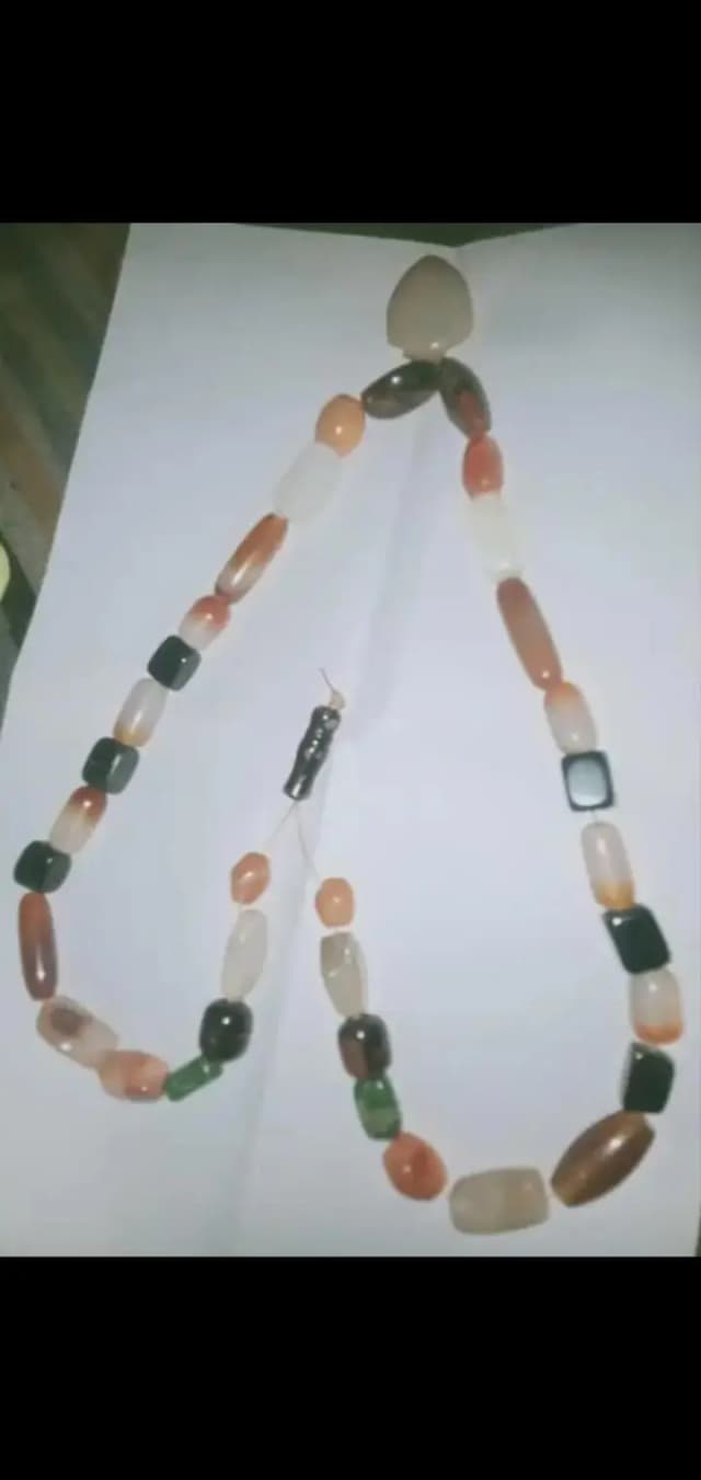 Original stone nackles asli haqiq pathar ka haar.