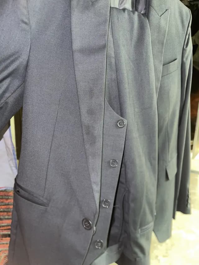 Grey color pant coat for sale all okay