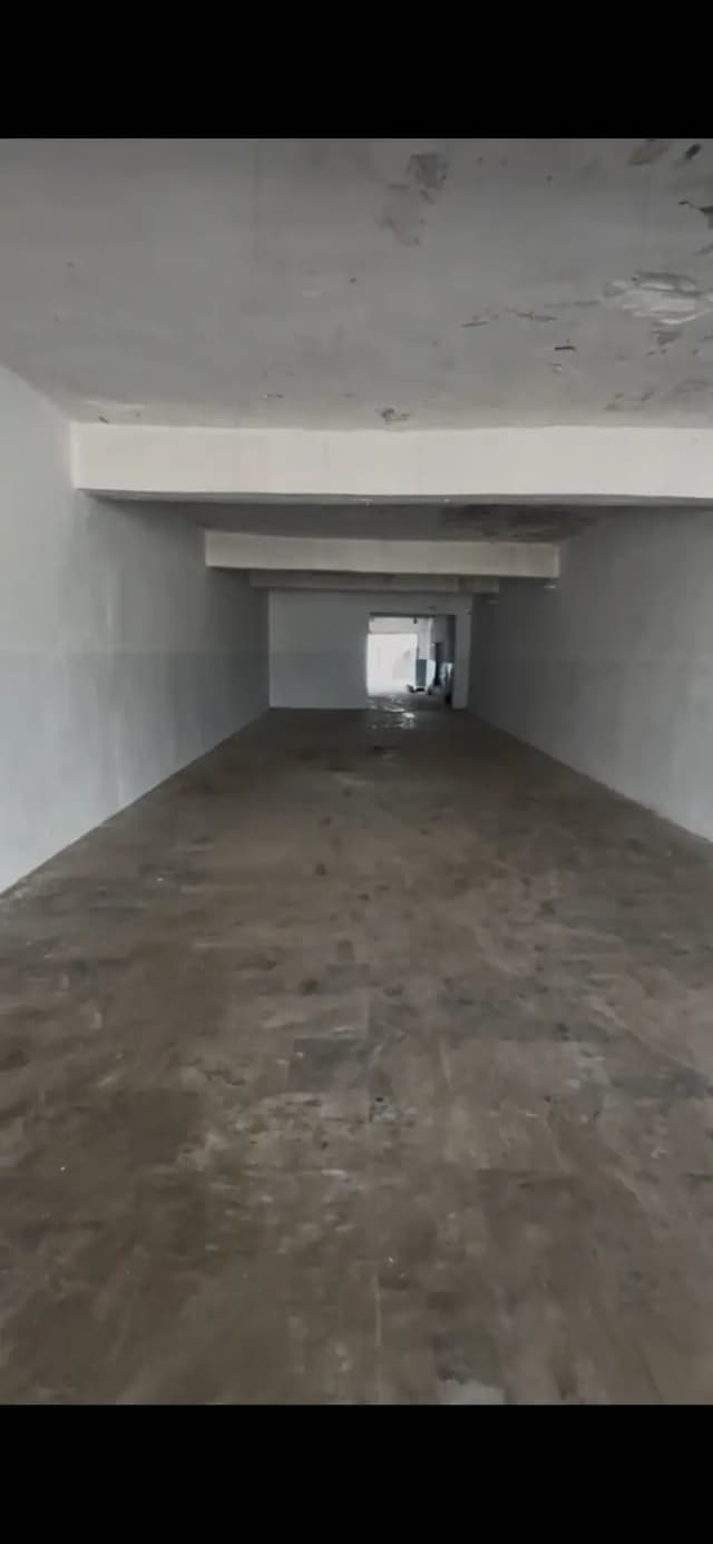 Sialkot Commercial Building- Prime location •For Rent