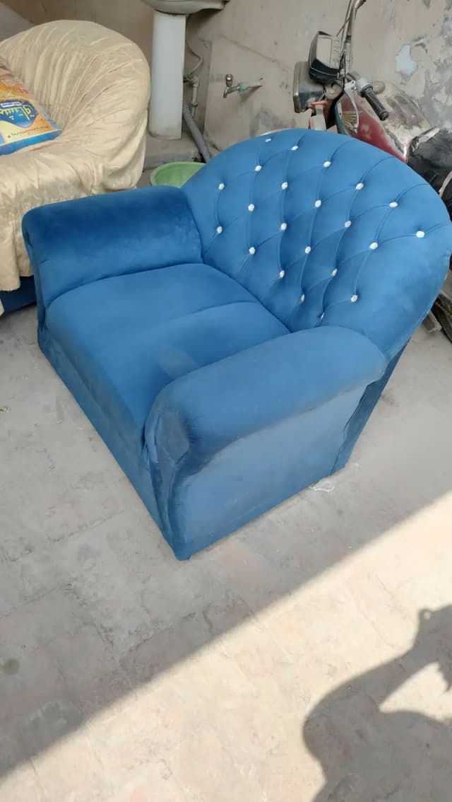 sofa For sale