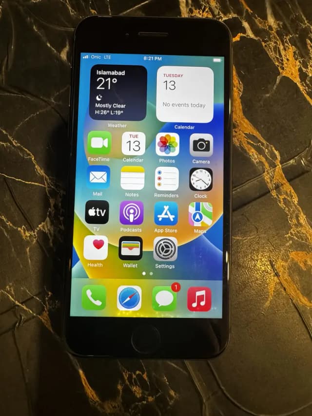 Apple iPhone 8