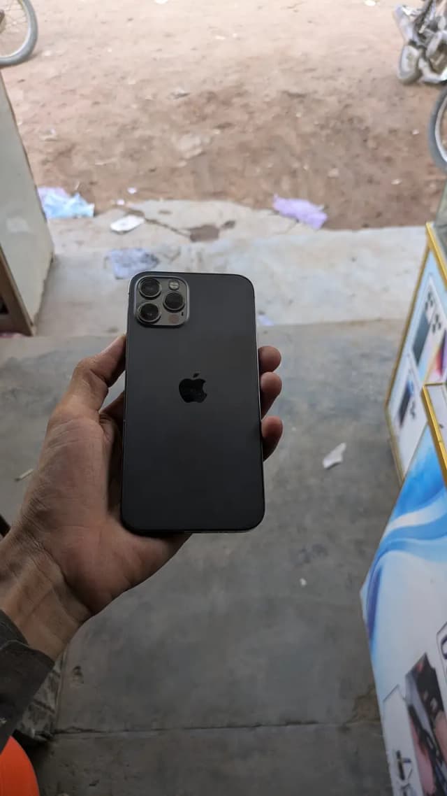 Apple iPhone 12 Pro
