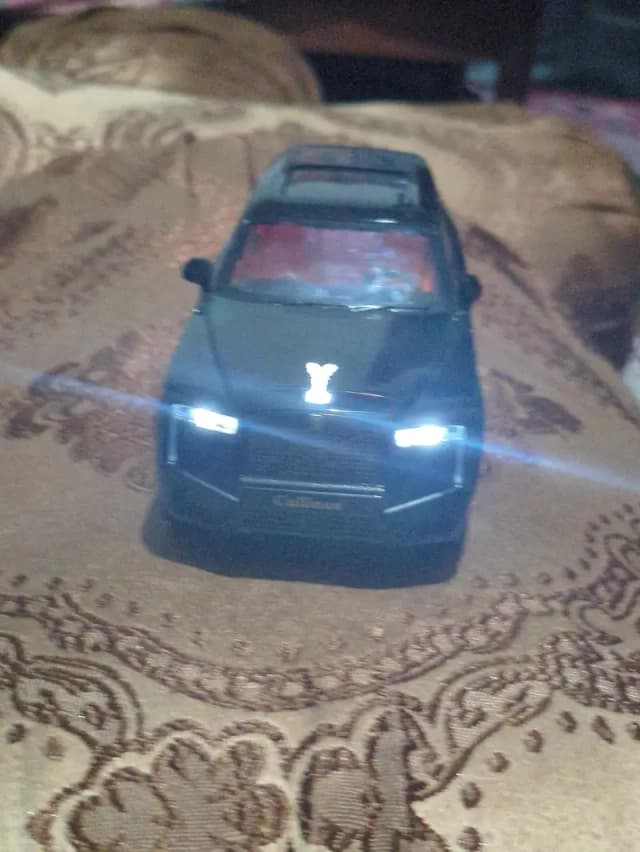 die cast car