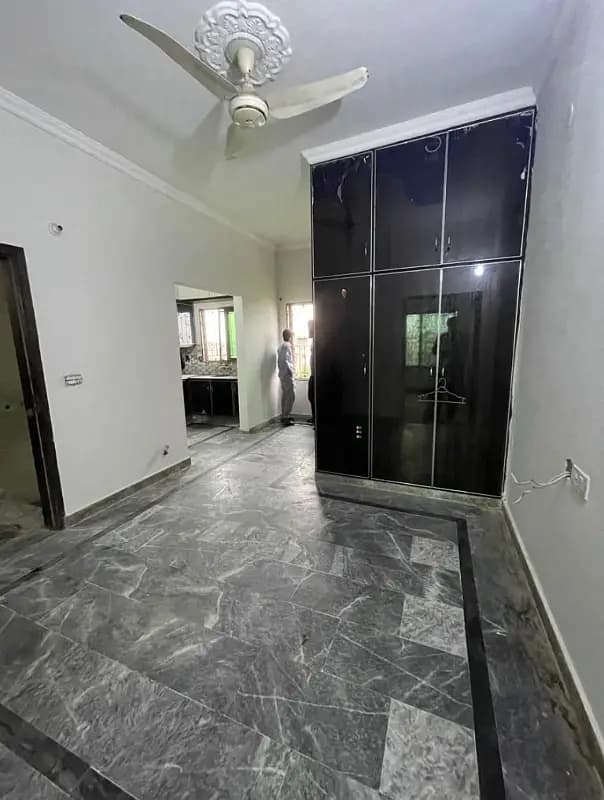 Flats available for rent Pak arab society