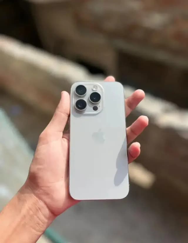 Apple iPhone 15 Pro