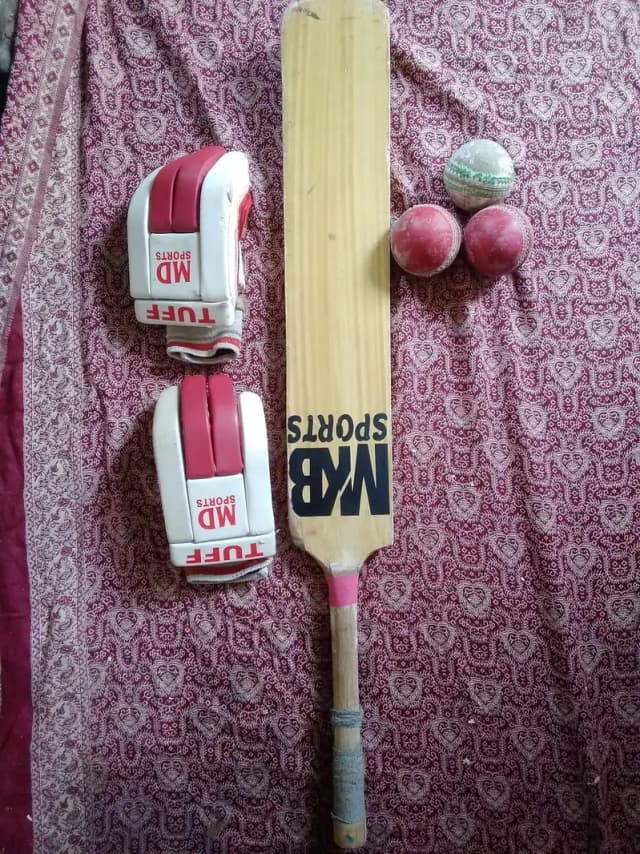 Used Cricket Kit Stuff