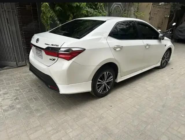 Toyota Altis Grande 2018