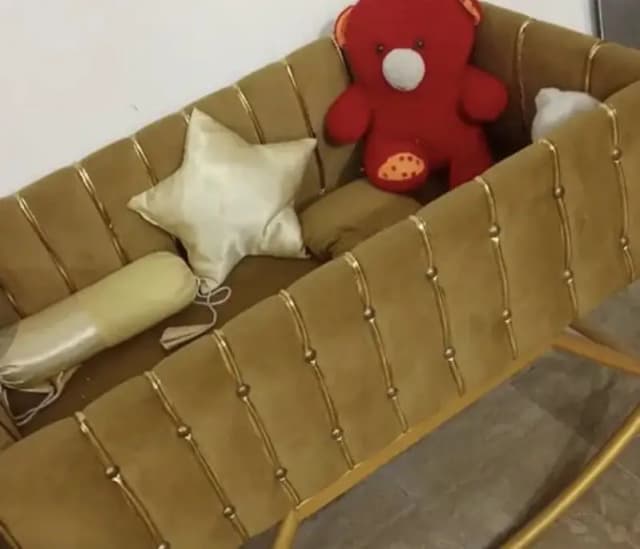Baby cot swing urgent sale