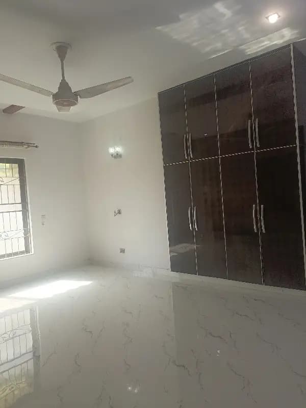 PCSIR Phase 2 1 Kanal Upper Available For Rent