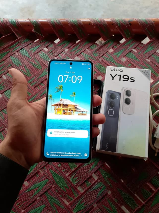 Vivo Y19s RAM memory 4+4+/128 hai