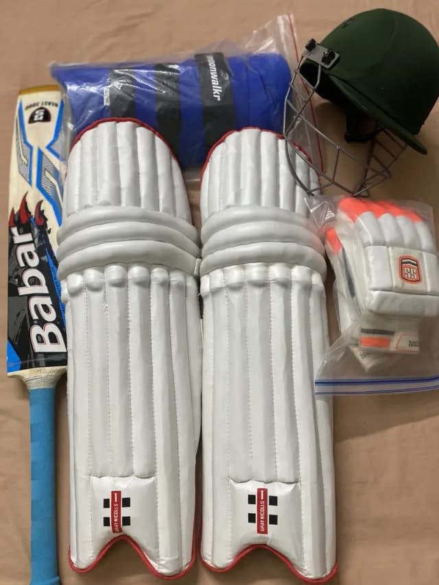 Hardball Cricket Kit