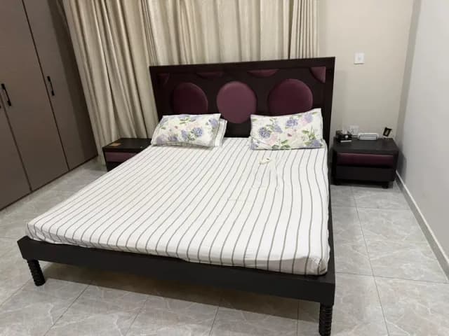Bed set / wooden bed / solid bed /Bed Set with Dressing and Sidetables