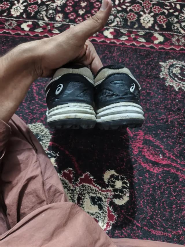 Asics original shoes us 44 + 45