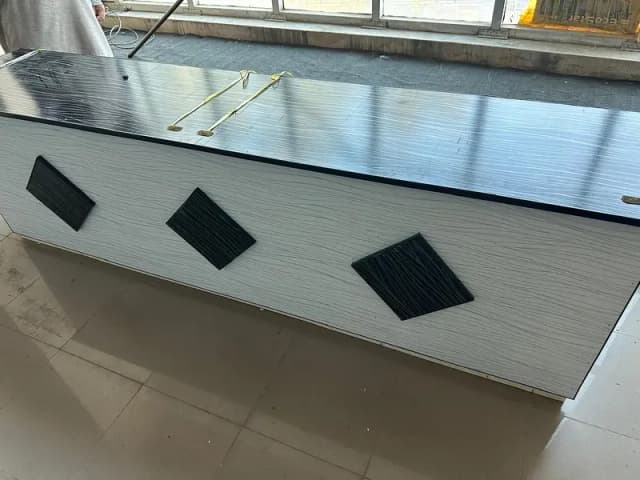 Computer Counter Table (4-Person / Long Table)