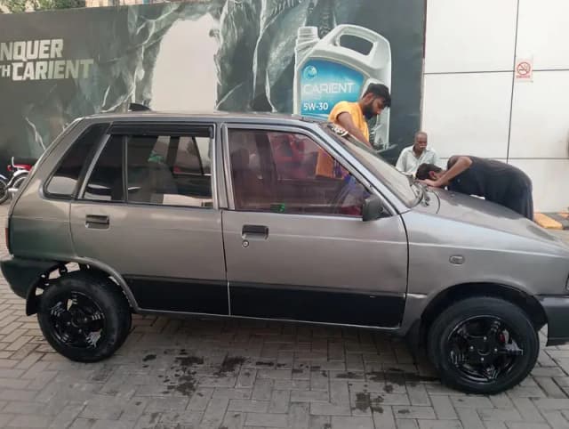 Suzuki Mehran VXR 2011