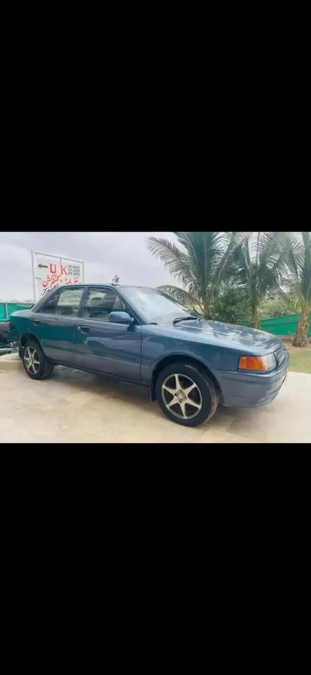 Mazda 323 1990 automatic