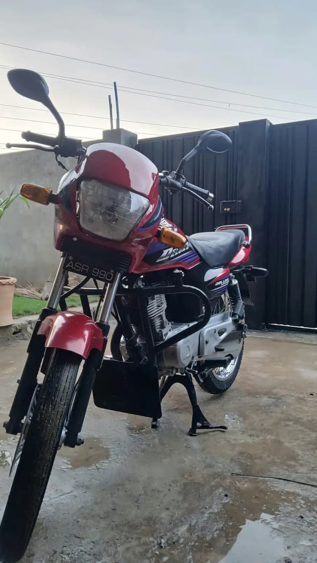 Honda Deluxe 125
