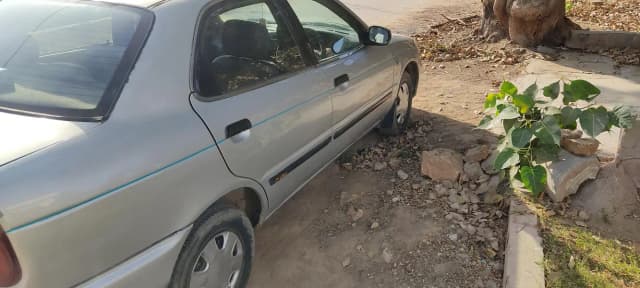 Suzuki Baleno 2005