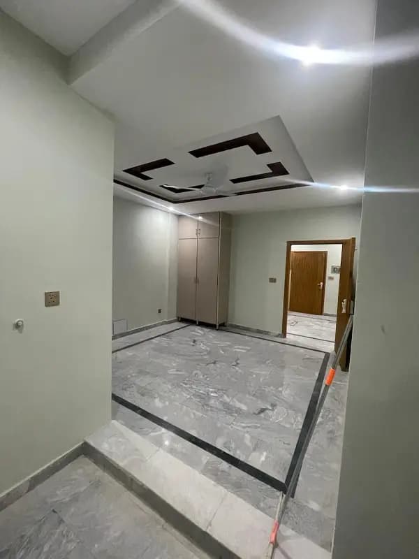 1 bed Flat Availabile for rent