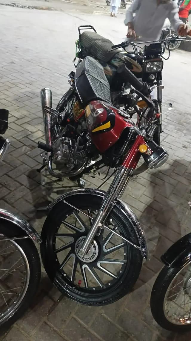 CG125