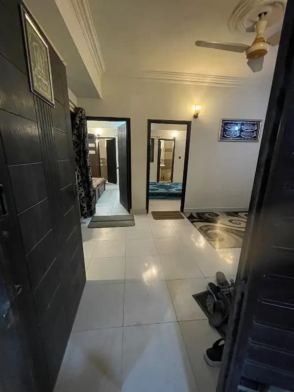 Mainroad Appartment For Sell in Block i North Nazimabad