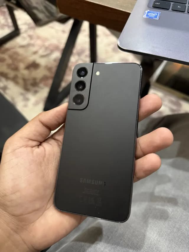 Samsung Mobile S22