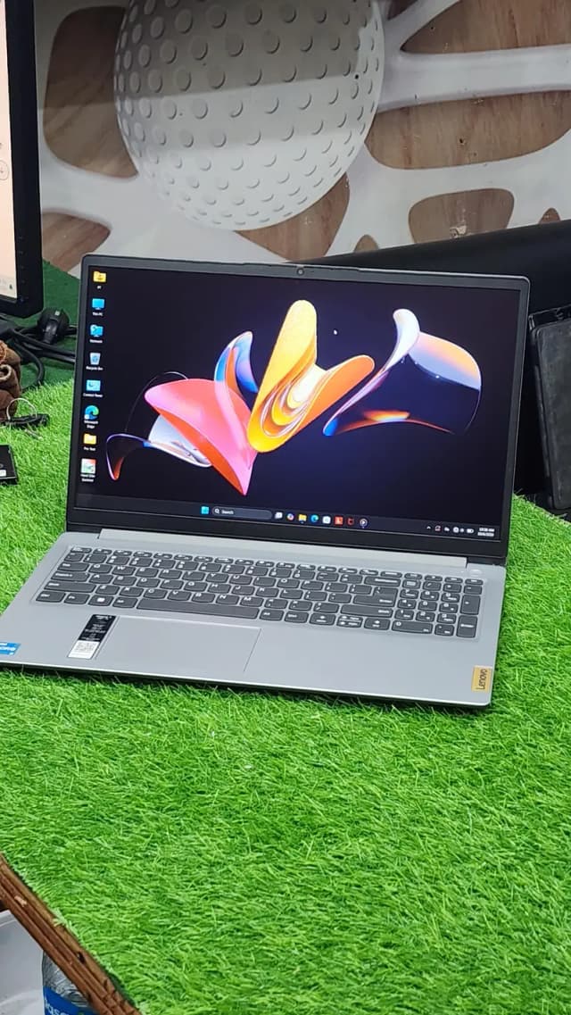 Lenovo ideapad 1 12th Generation core i3 8gb ram 256gb ssd laptop