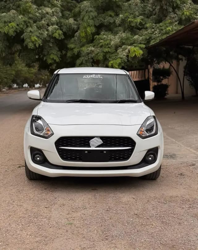 Suzuki Swift GLX CVT  model 2025