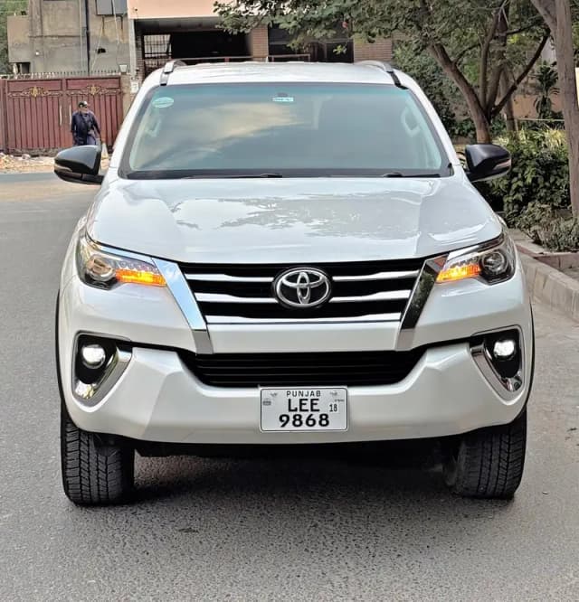 Toyota Fortuner V 2018 Model