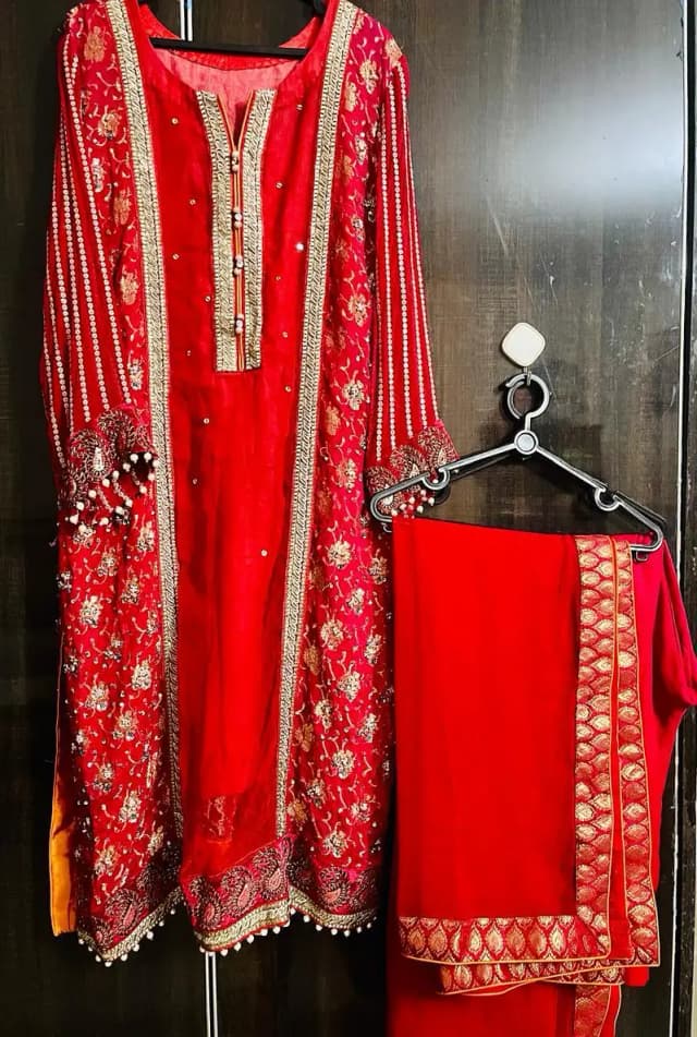 Red Heavy Party wear