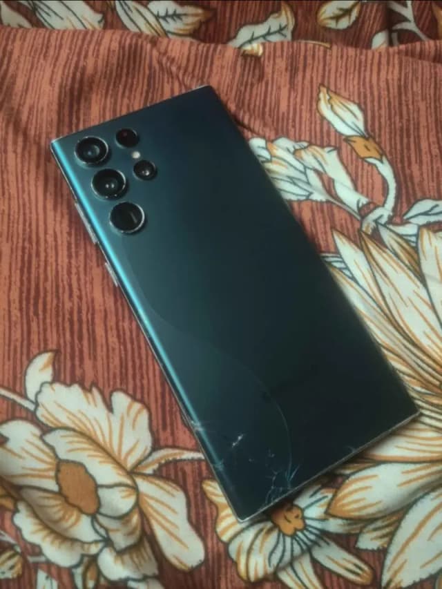 Samsung Mobile S22 Ultra