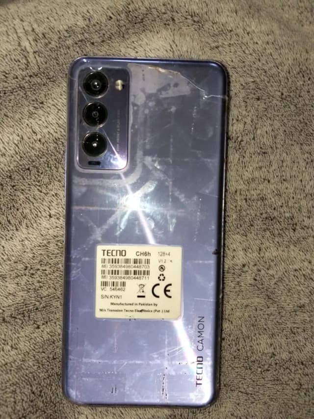 Tecno Camon 18