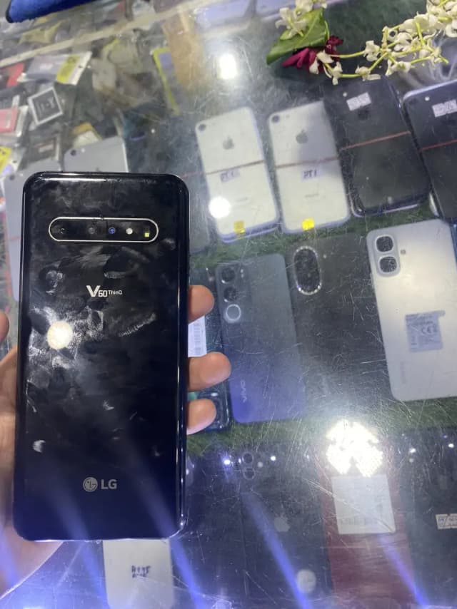 Lg v60