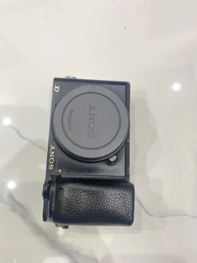 Sony 6400 with 16mm lens
