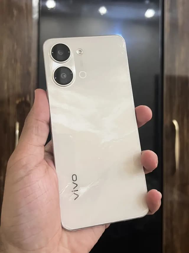 Vivo y05 8gb + 128 just box open 11 month warranty remaining