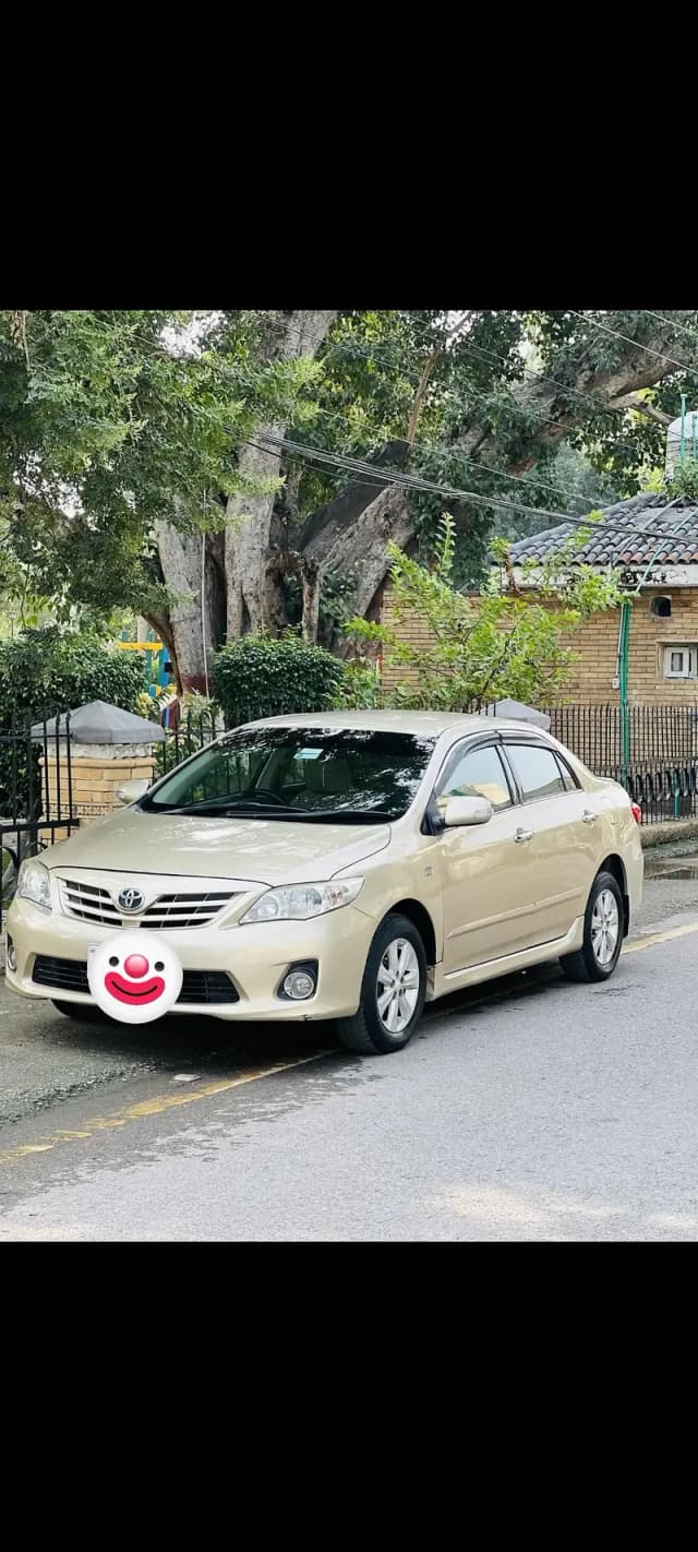 Toyota Corolla Altis 2013