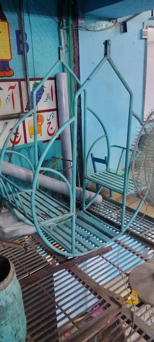 Iron Jhoola / Hanging Swing – Kids & Garden Use – Good Condition