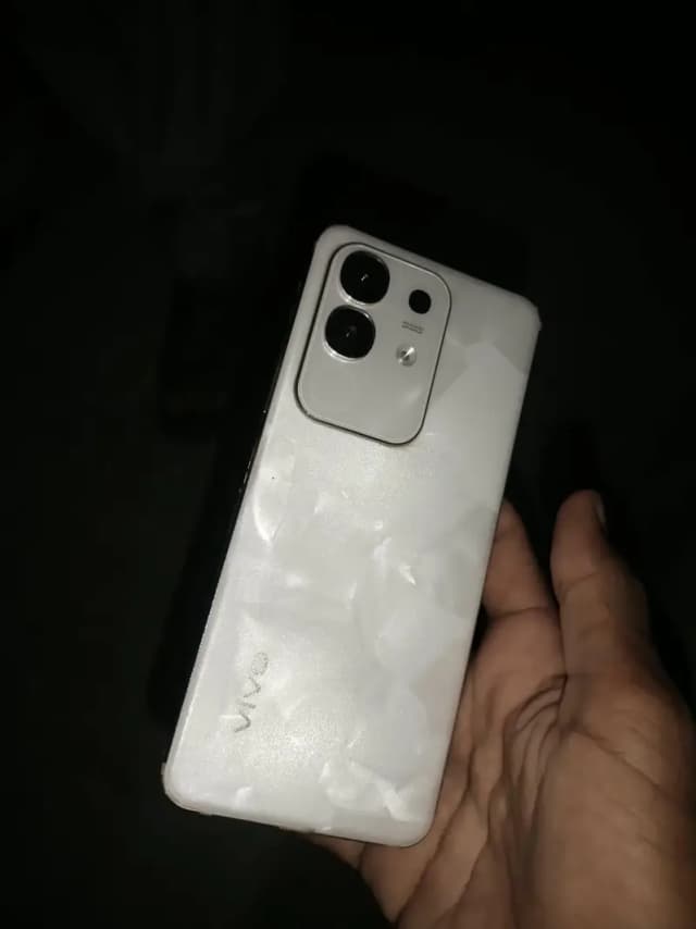 Vivo V29