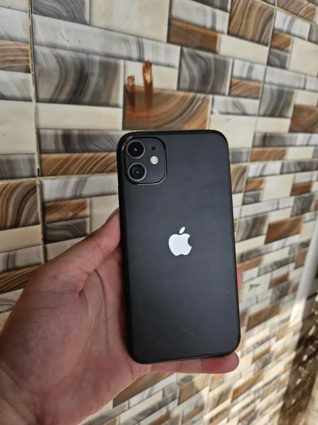 Apple iPhone 11