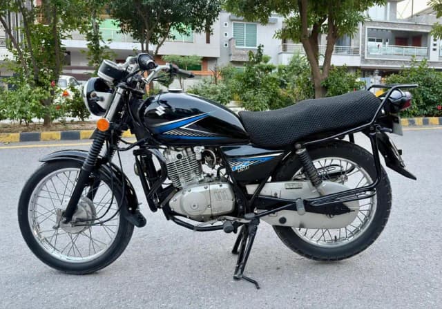 Suzuki GS 150 (2016) | Rawalpindi Number | Mint Condition with Extras