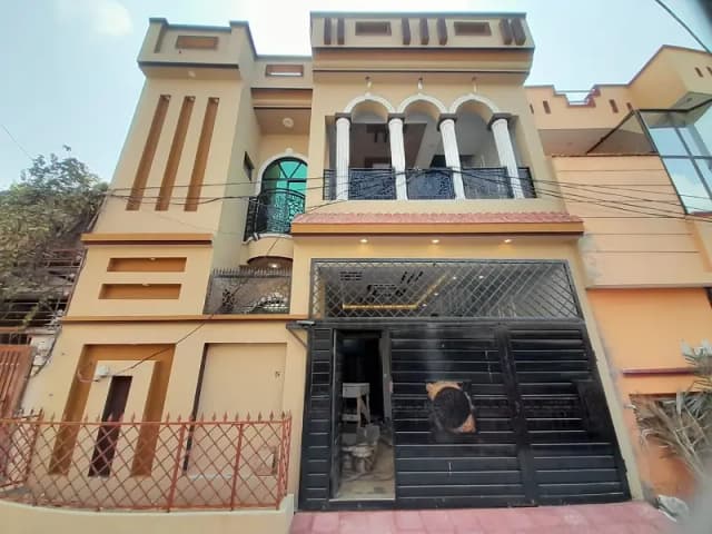 5 Marla Double Storey House Available For Sale In Gulshan-e-iqbal