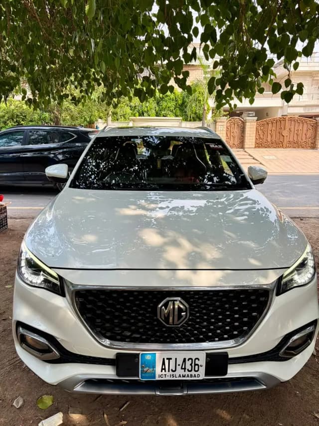 MG HS Trophy 2021