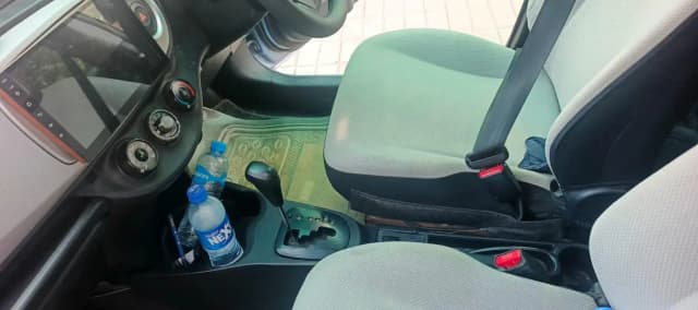 Toyota Vitz 2012