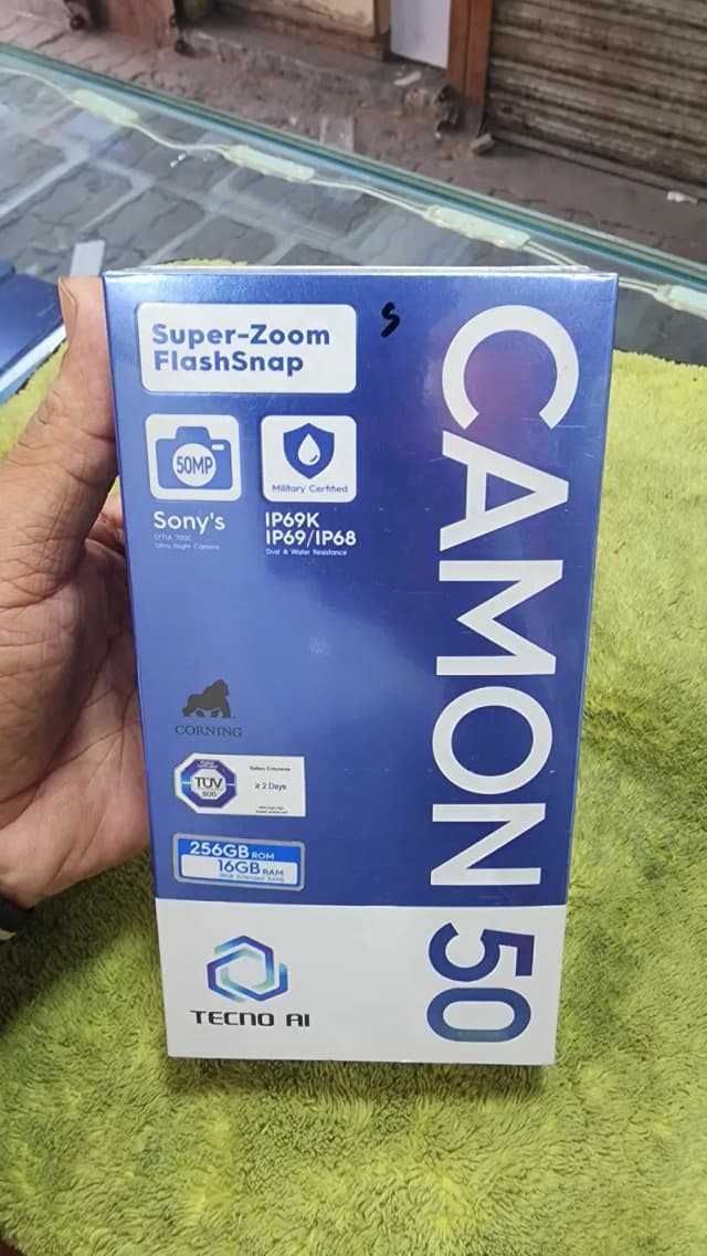 Tecno Camon 50 Boox pack