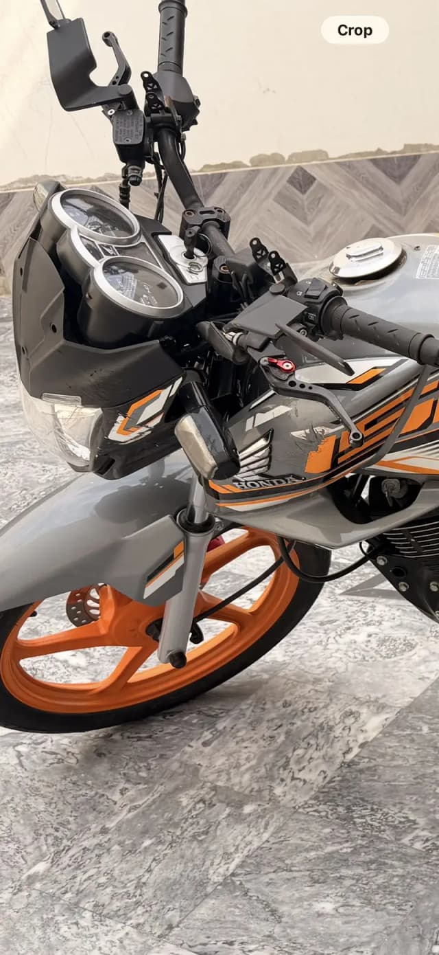 CB 150 F