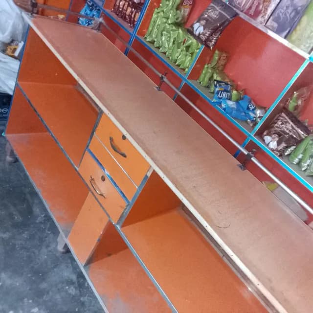 kryana shope table