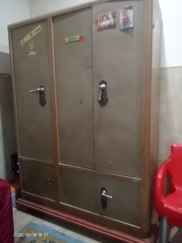 almost new almaari