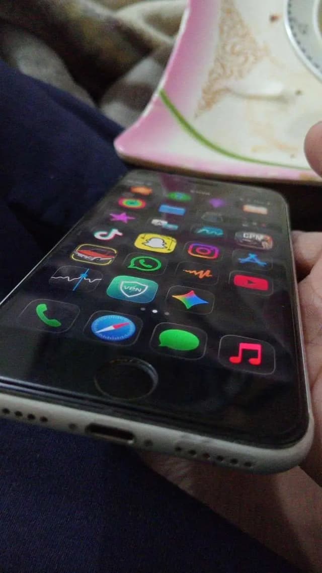 Apple iPhone SE
